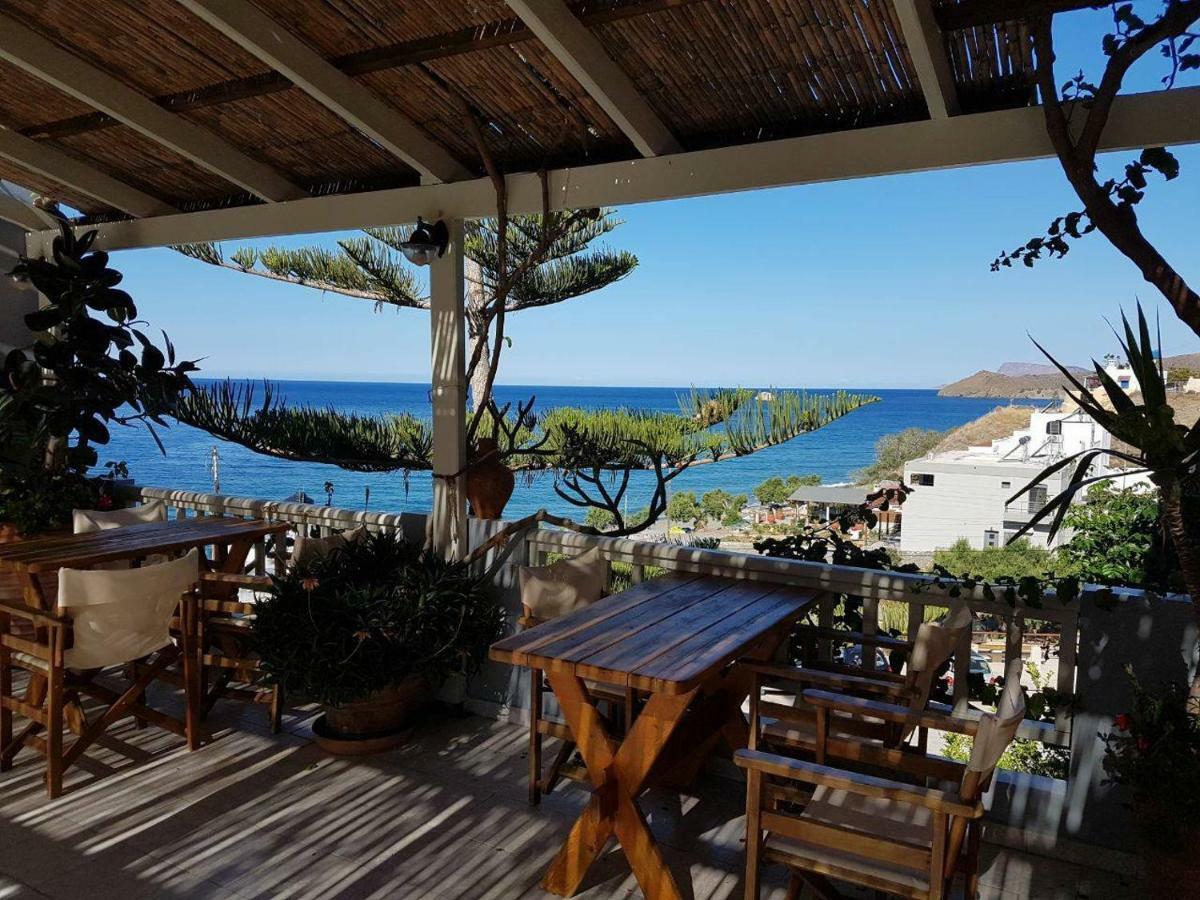 Villa Tsapakis Lentas Luaran gambar